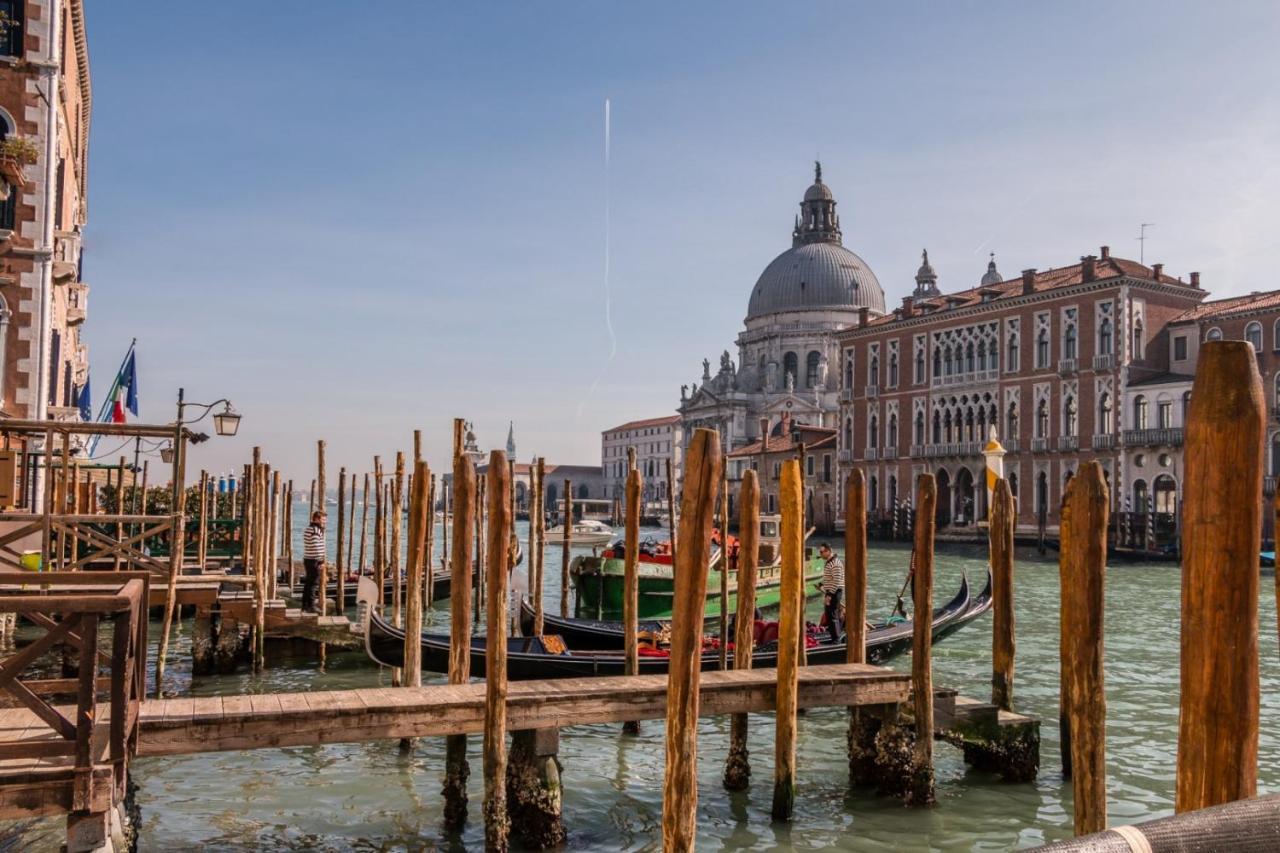 Fenice Backstage Over Canal Venise Extérieur photo